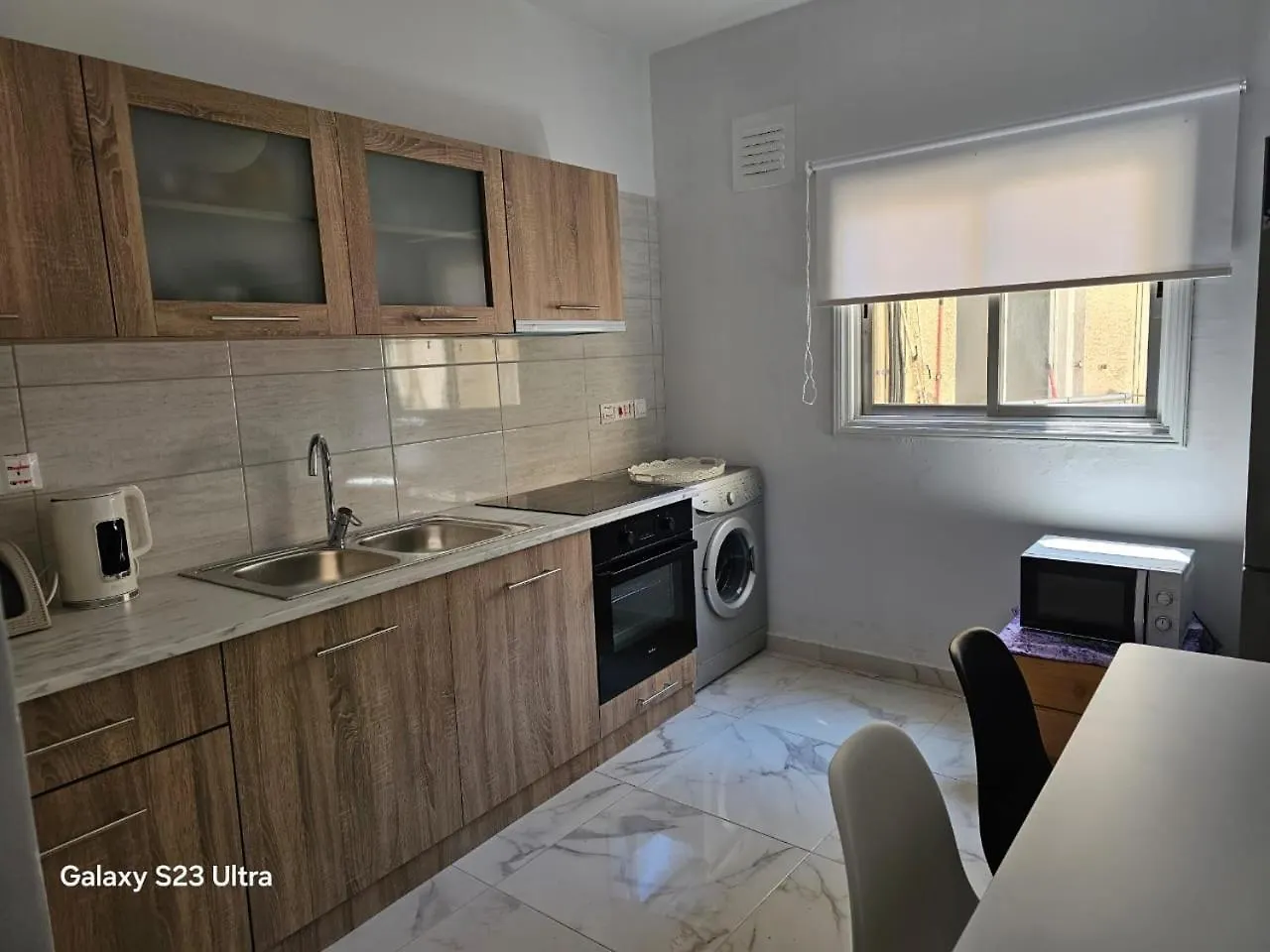 Center Point Apartment Larnaca
