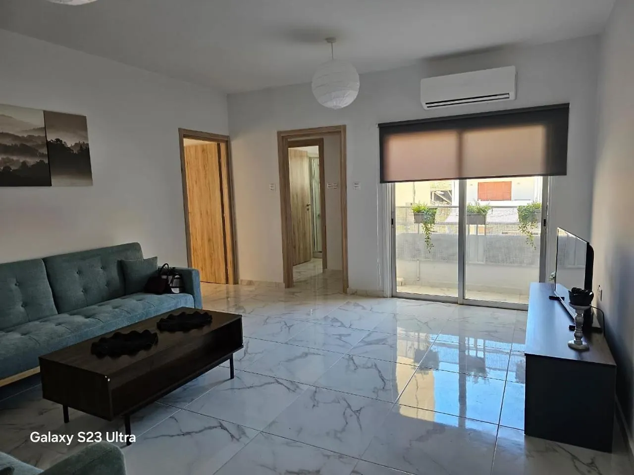 Center Point Apartment Larnaca